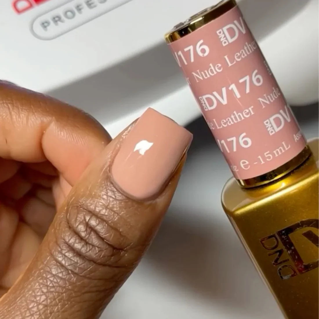 DIVA Gel Polish #176 - Nude Leather