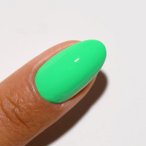 DND Gel Polish #743 - Mike Ike