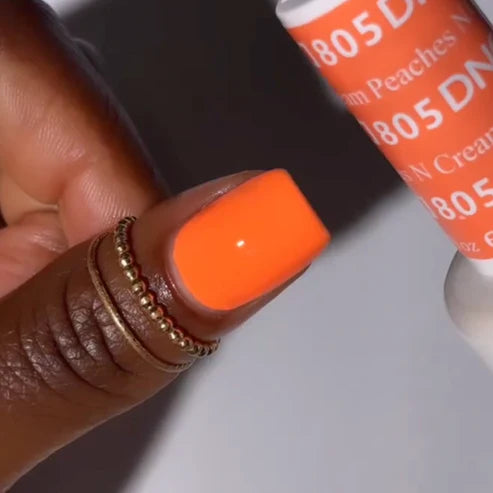 DND Gel Polish #805 - Peaches N Cream