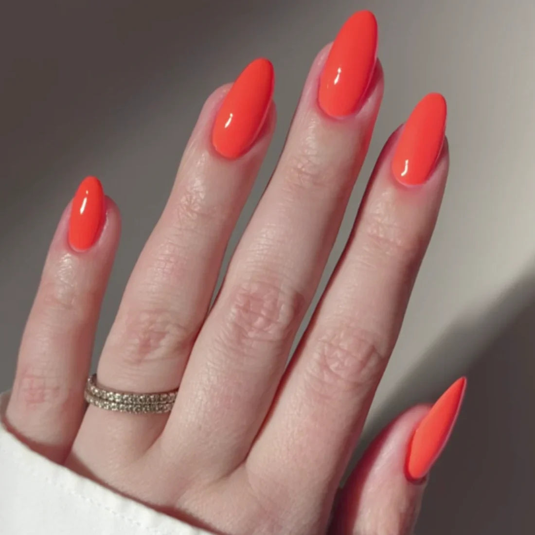 DIVA Gel Polish #210 - Sunkissed Coral