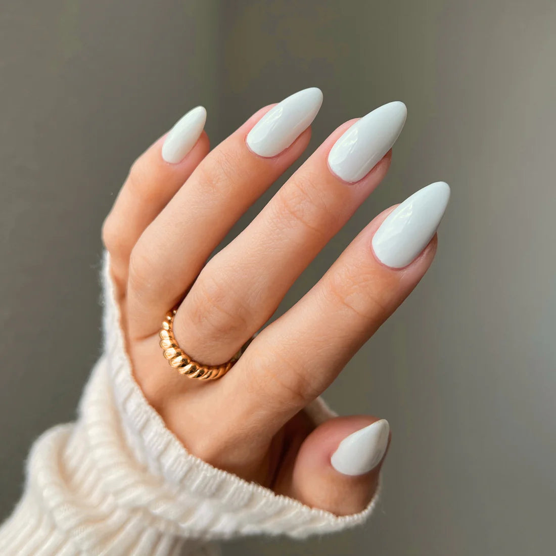 DIVA Gel Polish #038 - Smokey White