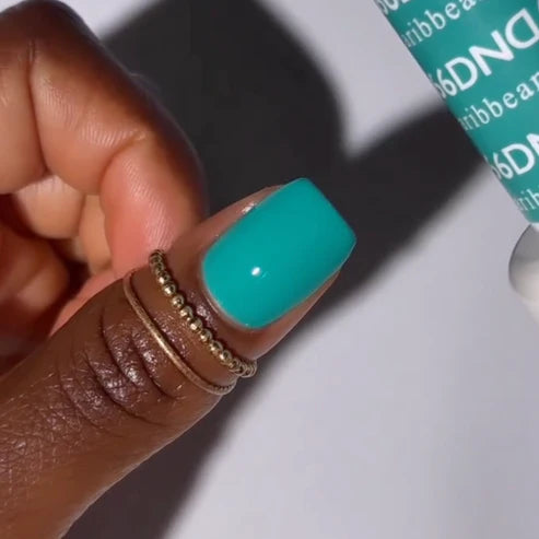 DND Gel Polish #666 - Caribbean Sea