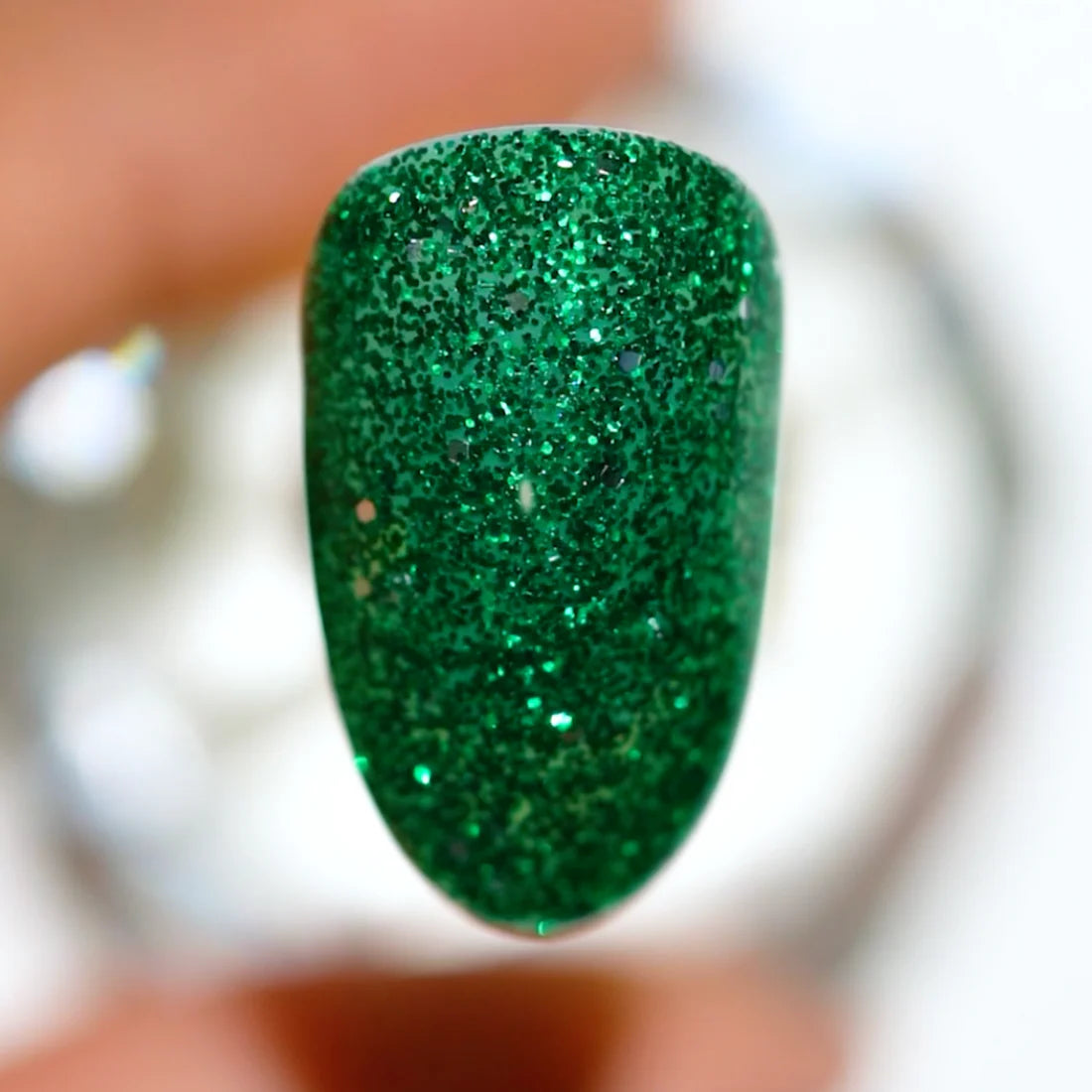DND Gel Polish #582 - Emerald Quartz