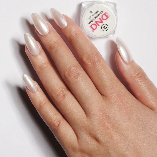 DND Chrome Effect White Silk #02 (1 g)