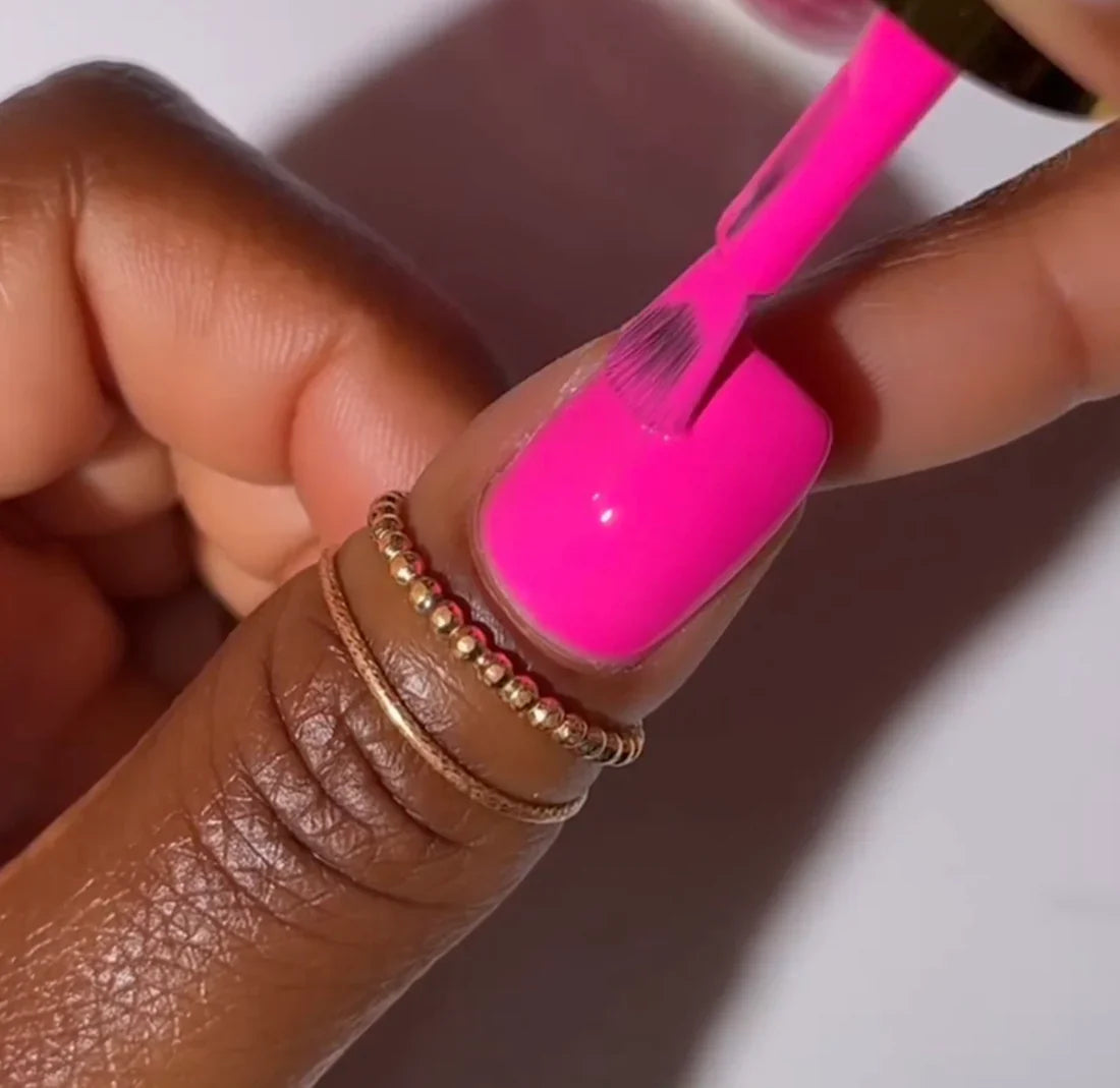 DIVA Gel Polish #215 - Fuchsia Rose