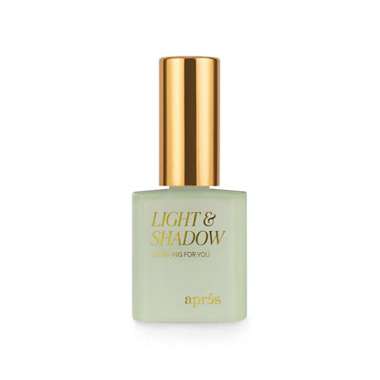 Apres Light & Shadow #505 - Lawn-ing For You