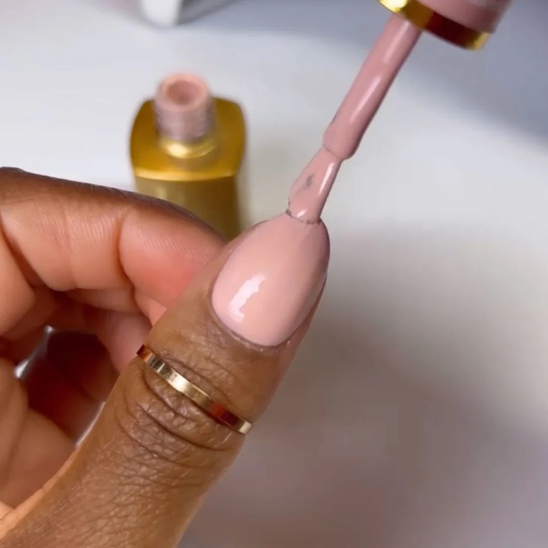 DIVA Gel Polish #050 - Pinky Nude