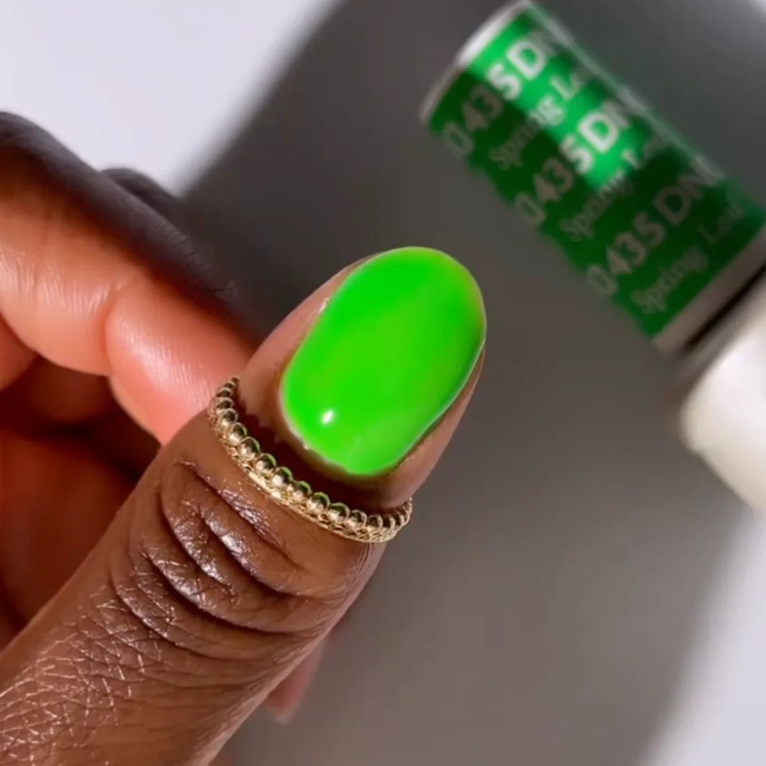 DND Gel Polish #435 - Spring Leaf